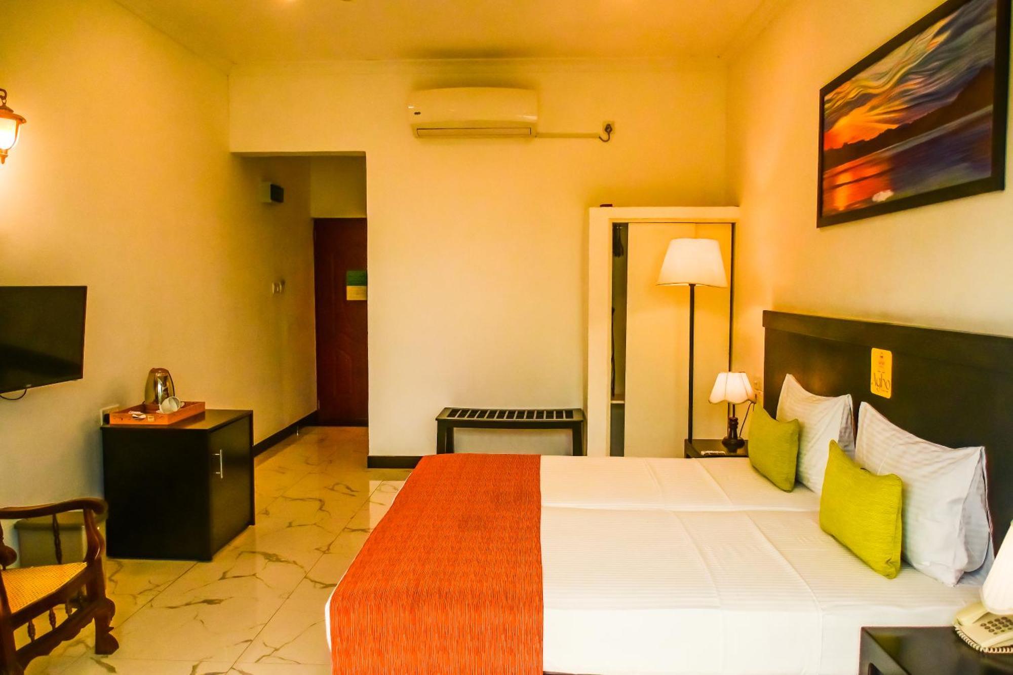 Agbo Hotel Polonnaruwa Exterior foto