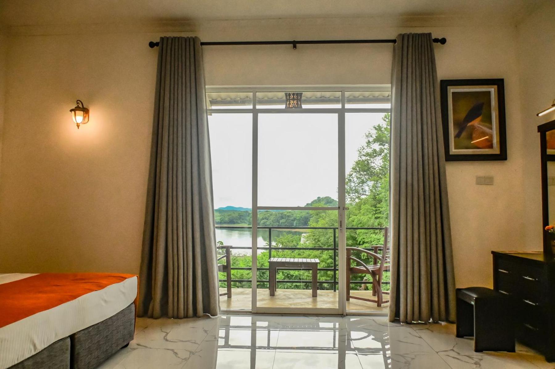 Agbo Hotel Polonnaruwa Exterior foto